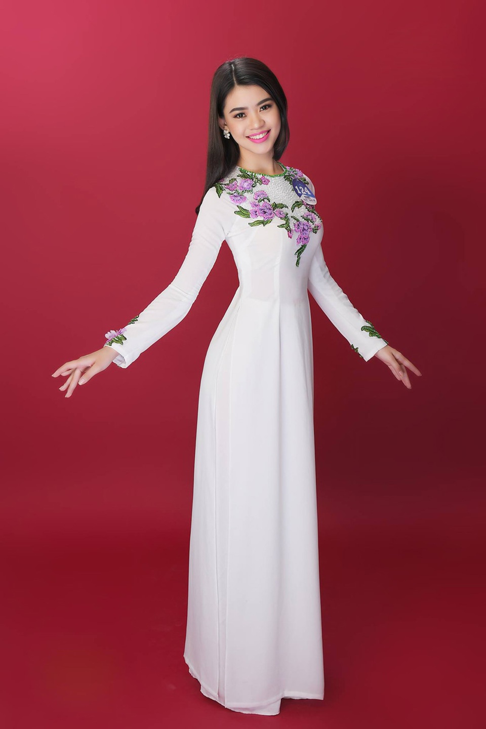 Lộ diện 16 nữ sinh "đua" ngôi vị Hoa khôi HS, SV Cần Thơ 2017 - 2
Nguyễn Mai Anh (SN 1995, ĐH Tây Đô)