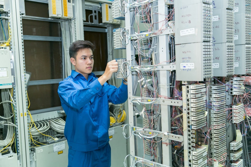 VinaPhone sẽ triển khai nguyên tắc "một cửa" khi chuyển mạng giữ số - 1
Nhà mạng đã sẵn sàng phục vụ chuyển mạng giữ số