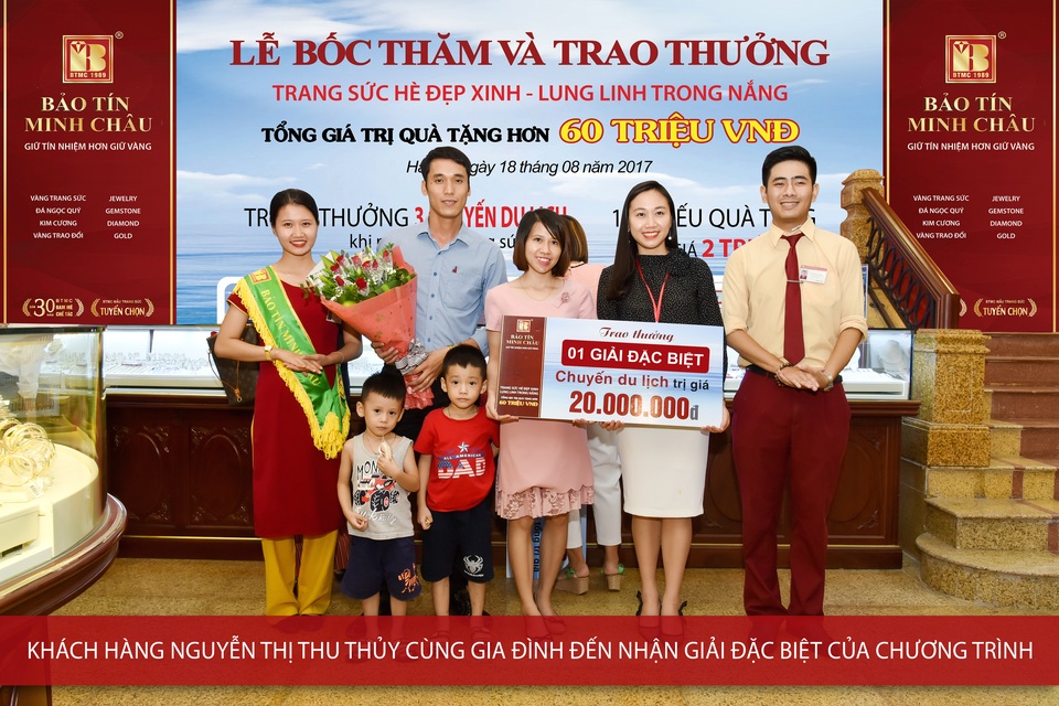 BTMC trao thưởng cho 13 khách hàng may mắn - 2 BTMC trao thưởng cho 13 khách hàng may mắn - 2