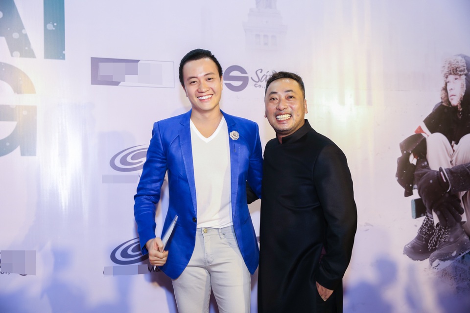 Cát Phượng không ngại tình tứ với bạn trai kém 8 tuổi trước mặt Thái Hoà - 7