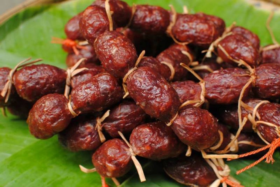 Những món ngon ở An Giang khiến thực khách mê mẩn - 7 Tung lò mò đem đến sự mới lạ về hương vị cho thực khách.