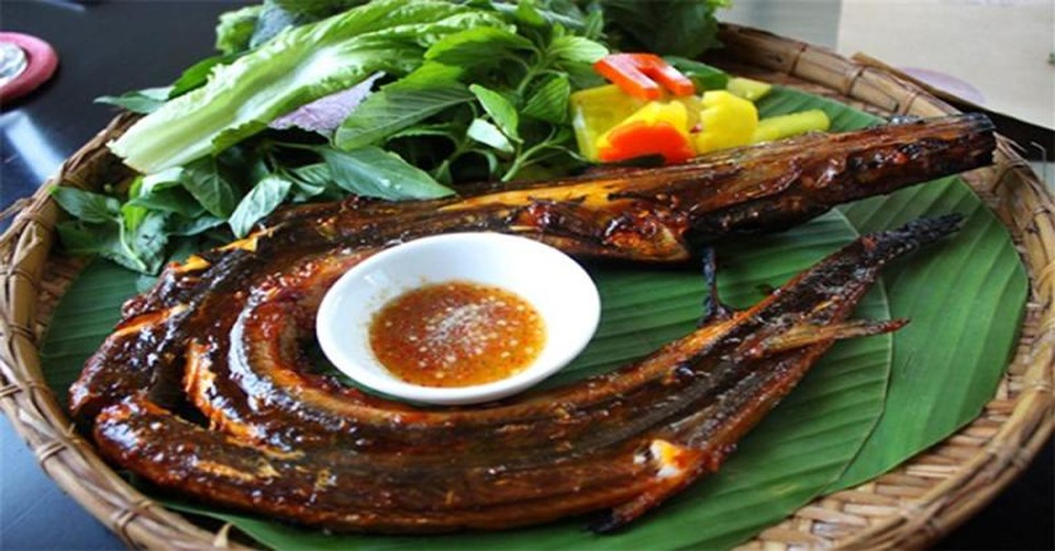 Món ngon đậm hồn quê của Bình Định - 4 Gọi là chình mun vì nó đen chũi như gỗ mun, nổi tiếng thơm ngon và có giá trị bổ dưỡng rất cao.