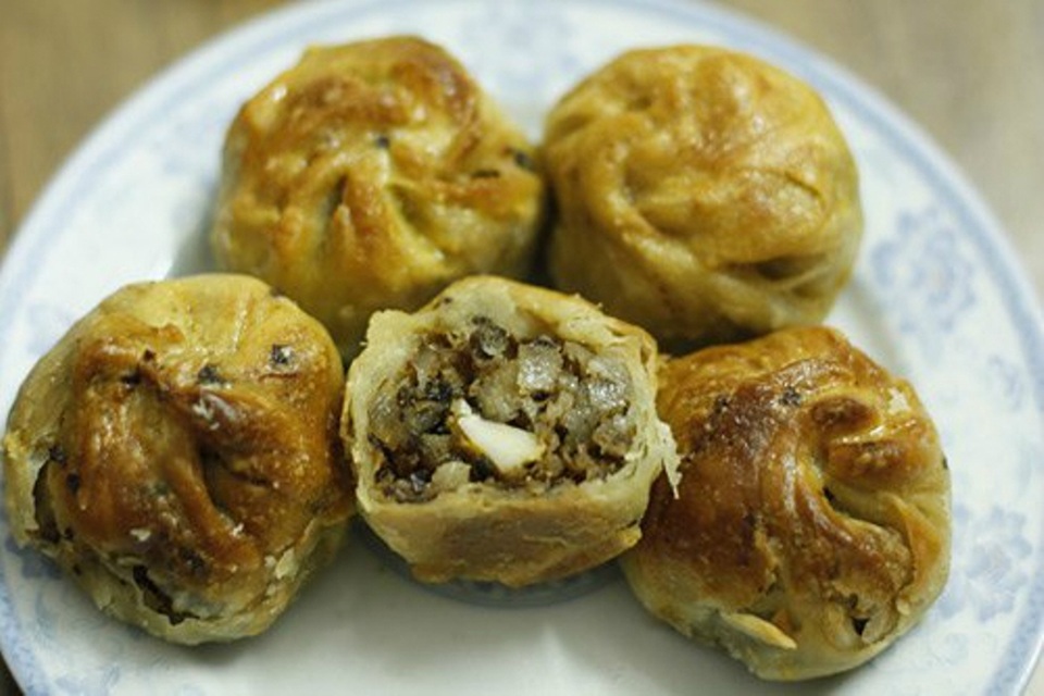 9 món ngon vang danh đất Nam Định - 2 Đã từ lâu bánh xíu páo luôn là món quà sáng quen thuộc của rất nhiều thế hệ học sinh Thành Nam.