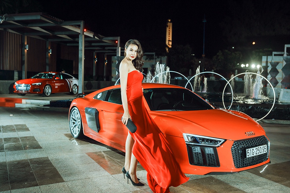 Dàn người đẹp chinh phục trong đêm hội Audi - 9