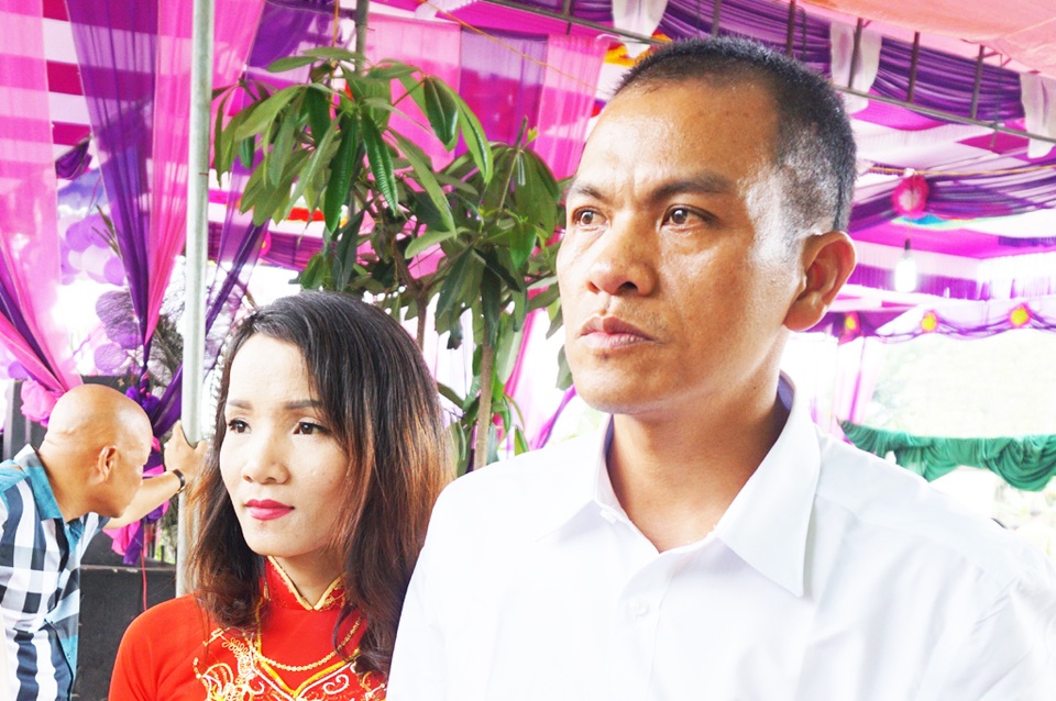 Đặng Văn Thế xúc động trước tình cảm và sự tin yêu mà cán bộ quản giáo, gia đình, bạn bè và cả những người không quen biết dành cho anh.