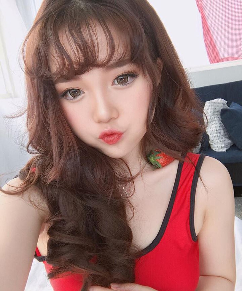 Hoa khôi xinh đẹp kiếm 20 triệu đồng/tháng nhờ nghề mới trong game - 8
Linh chia sẻ: “Em cho rằng môn thể thao trí tuệ này đã giúp em khá nhiều trong việc mở rộng tư duy logic và xả stress”.