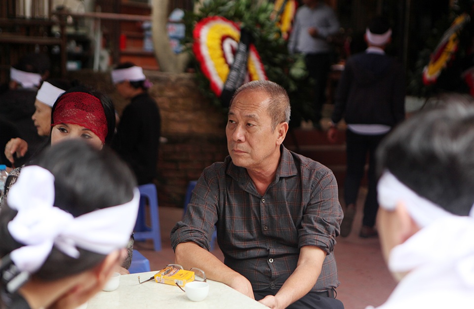 NSND Lan Hương - Tất Bình xúc động tiễn biệt nghệ sỹ Hoàng Thắng - 2