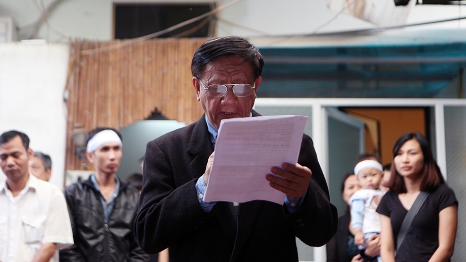 NSND Lan Hương - Tất Bình xúc động tiễn biệt nghệ sỹ Hoàng Thắng - 4