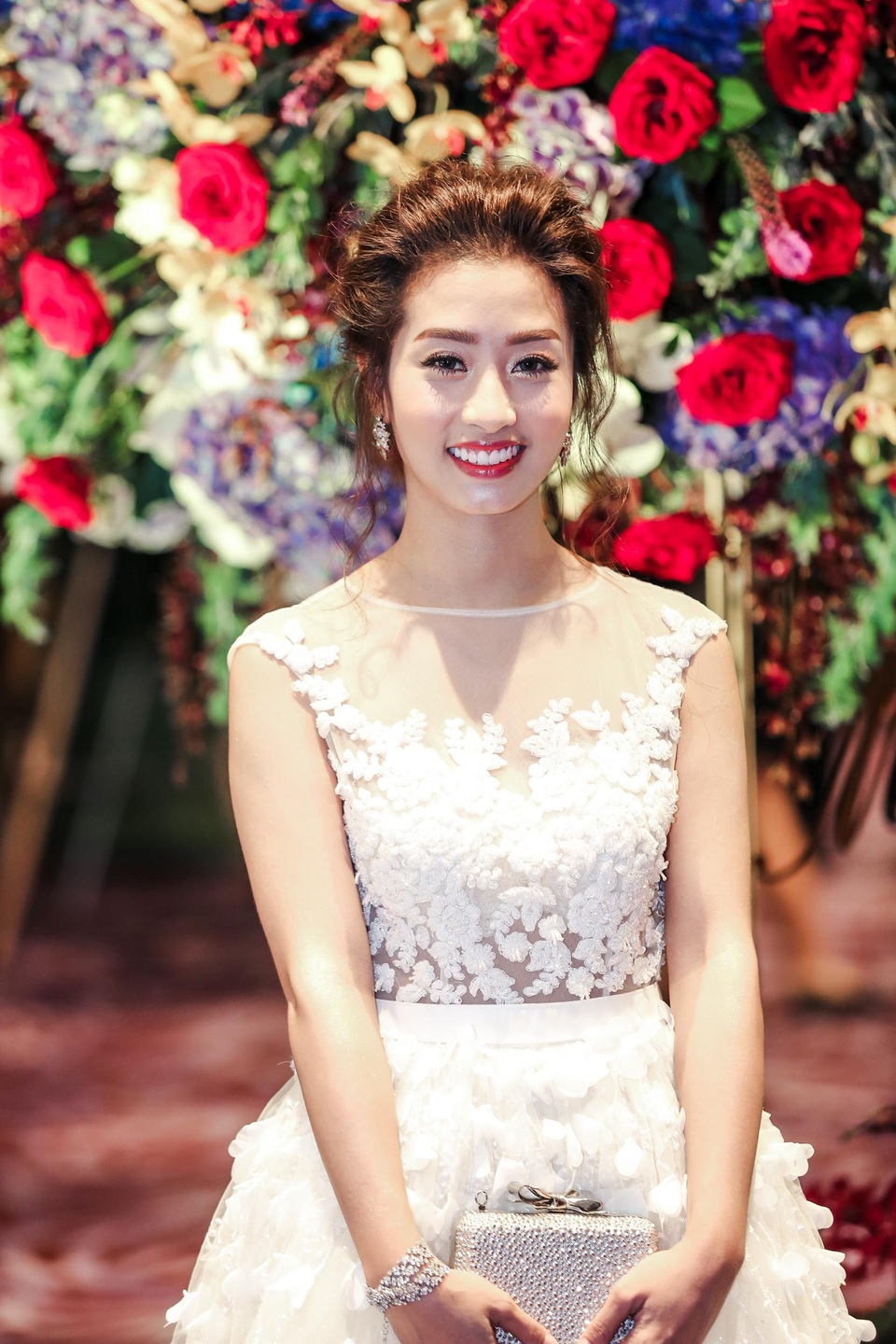 Đàm Vĩnh Hưng tự tay... thêu gối dành tặng Dương Triệu Vũ - 7 Ca sĩ Thu Hằng Bolero