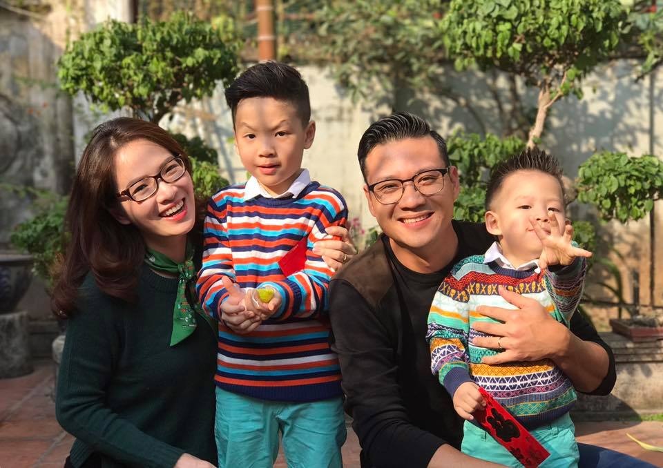 Đan Lê ứng xử thế nào nếu chồng lăng nhăng như Phan Hải “Người phán xử”? - 4 Tổ ấm hạnh phúc của MC, diễn viên Đan Lê và đạo diễn Khải Anh.