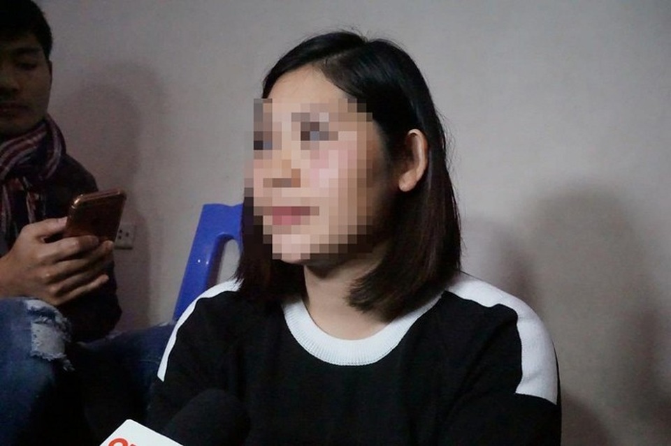 Hà Nội: Bé trai 9 tuổi nghi bị bố đẻ bạo hành bằng dây điện - 3 Mẹ bé N. trao đổi sự việc với chúng tôi