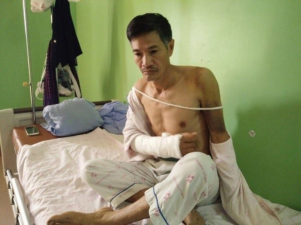 Cả nhà lao vào đánh chém hai vợ chồng hàng xóm như côn đồ - 3 Cả nhà lao vào đánh chém hai vợ chồng hàng xóm như côn đồ - 3