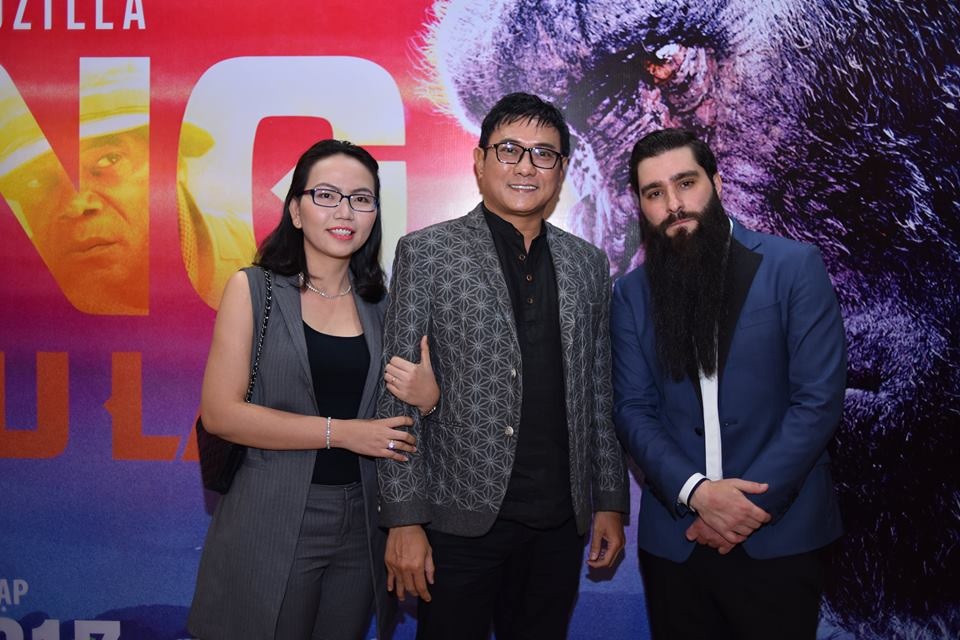 Đông đảo sao Việt háo hức gặp gỡ đạo diễn phim "Kong: Đảo đầu lâu" tại Việt Nam - 10 Diễn viên Hoàng Phúc và vợ mới cưới