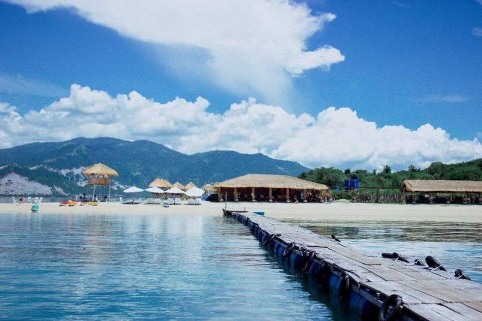 Check-in tại “thiên đường sống ảo” hot nhất Việt Nam - 5 Nơi đây có sự dung hòa giữa vẻ đẹp của trời, mây, nước,...