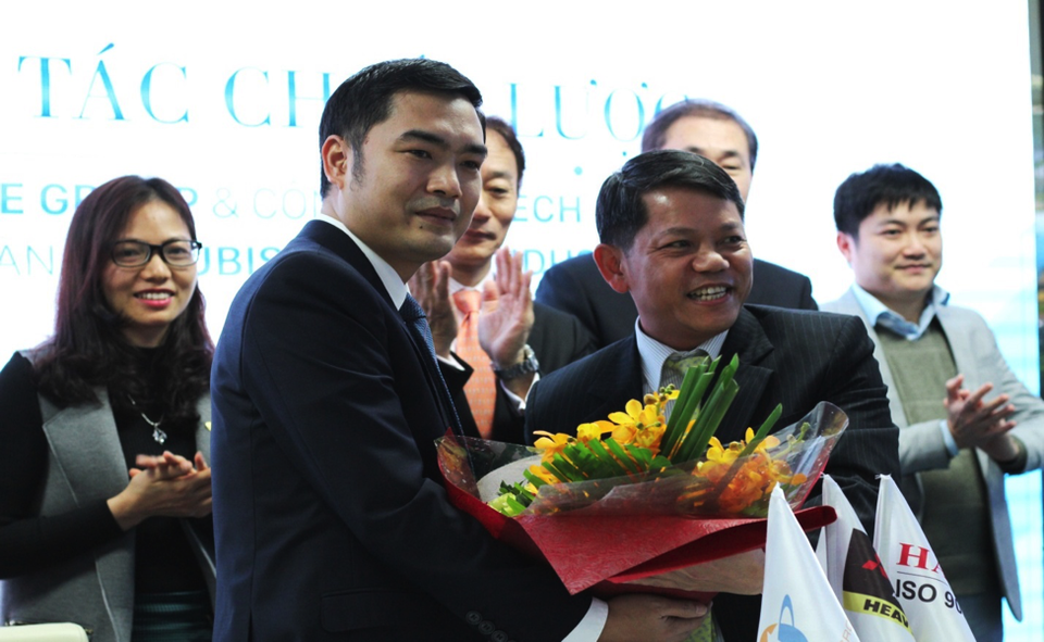 Xu hướng đầu tư bất động sản cao cấp: Sự lên ngôi của "Chân – Thiện - Mỹ" - 5
Lễ kí kết như một sự đánh dấu những bước tiến quan trọng của cả hai bên