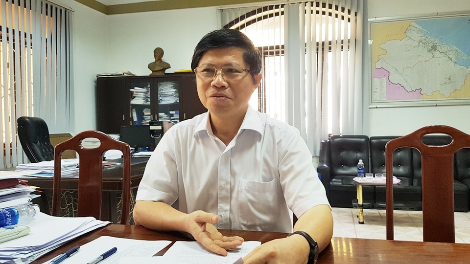 Huế: Đề thi tuyển lớp 10 sẽ phân hóa nhưng không quá khó với thí sinh top dưới - 2 TS. Phạm Văn Hùng, Giám đốc Sở Giáo dục - Đào tạo tỉnh Thừa Thiên Huế trao đổi với PV về đề thi tuyển sinh vào lớp 10 năm học 2017-2018