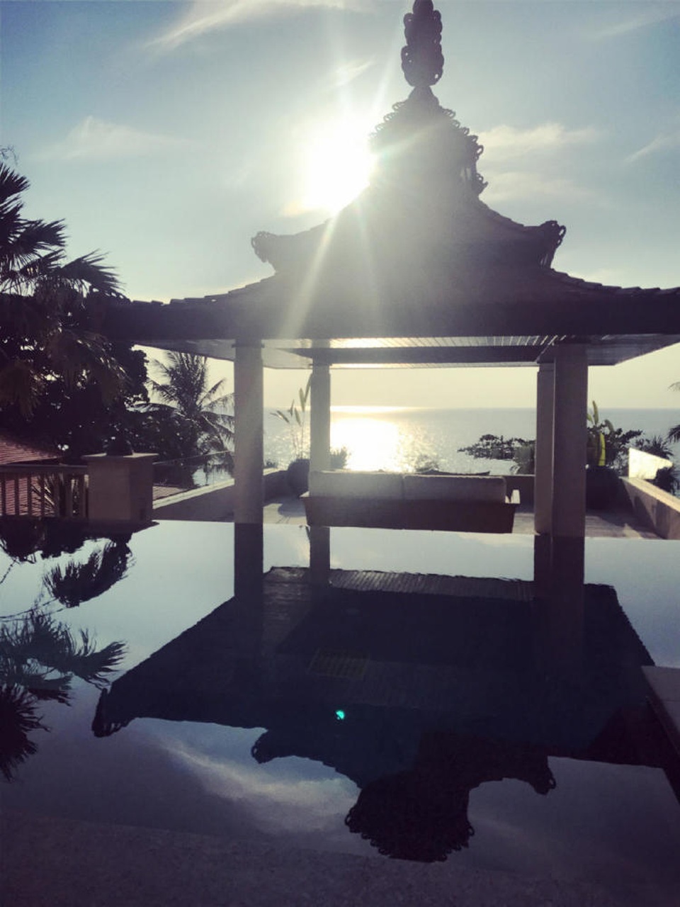 47 tuổi, Chung Lệ Đề khoe thân "nóng bỏng" bên "ông xã" kém 12 tuổi - 5 47 tuổi, Chung Lệ Đề khoe thân "nóng bỏng" bên "ông xã" kém 12 tuổi - 5