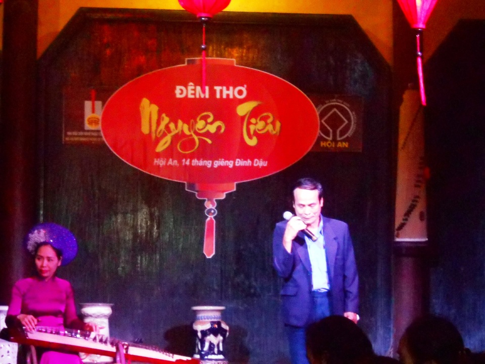 Du khách đổ về Hội An khai hội Nguyên Tiêu - 3 Đêm thơ Nguyên Tiêu Hội An