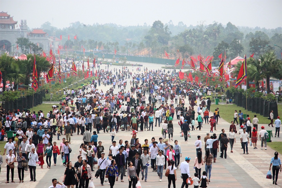 Lễ giỗ Tổ Hùng Vương được tổ chức sớm hơn năm trước 1 tiếng - 3 Lễ giỗ Tổ Hùng Vương được tổ chức sớm hơn năm trước 1 tiếng - 3