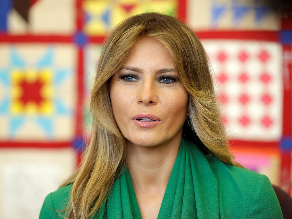 Báo Anh bồi thường hàng triệu USD vì “bôi nhọ” phu nhân Tổng thống Trump - 1
Đệ nhất phu nhân Mỹ Melania Trump. (Ảnh: Reuters)