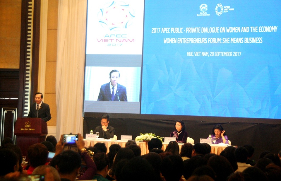 Bộ trưởng Đào Ngọc Dung Bộ trưởng Bộ Lao động – Thương binh và Xã hội, Chủ tịch Đối thoại chính sách cao cấp về Phụ nữ và Kinh tế APEC năm 2017 phát biểu