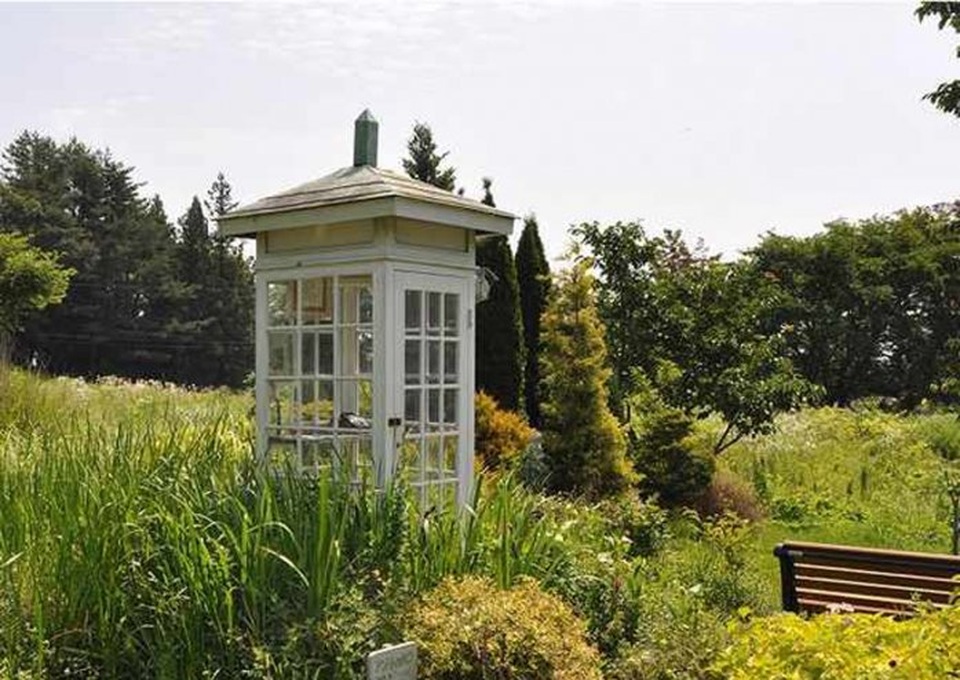 Sự thật chiếc điện thoại 'kết nối' với thế giới bên kia - 3 Sự thật chiếc điện thoại 'kết nối' với thế giới bên kia - 3