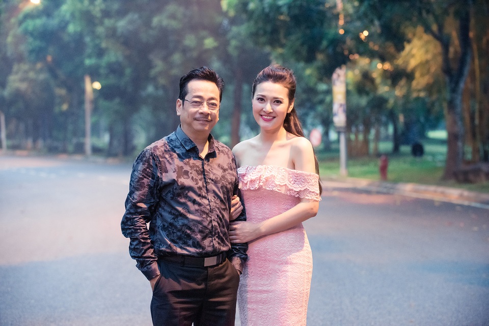 NSND Hoàng Dũng, diễn viên Việt Anh đón dâu mới “thế chỗ” Đan Lê - 11 NSND Hoàng Dũng và Thùy Linh vào vai bố chồng và con dâu.