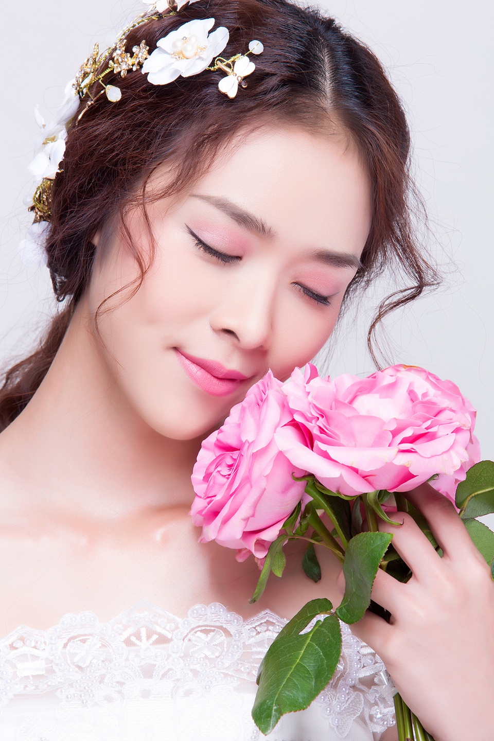 Dính tai nạn nhỏ trên phim trường, Diệp Bảo Ngọc tự nhận mình “đàn ông” - 12 Dính tai nạn nhỏ trên phim trường, Diệp Bảo Ngọc tự nhận mình “đàn ông” - 12