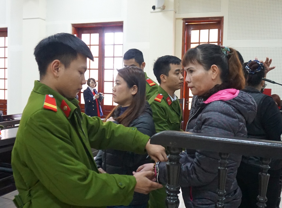 Đinh Thị Tuyết Minh - người phụ nữ mang 5 tiền án trước khi dấn thân vào đường dây ma túy do các quý bà điều hành.