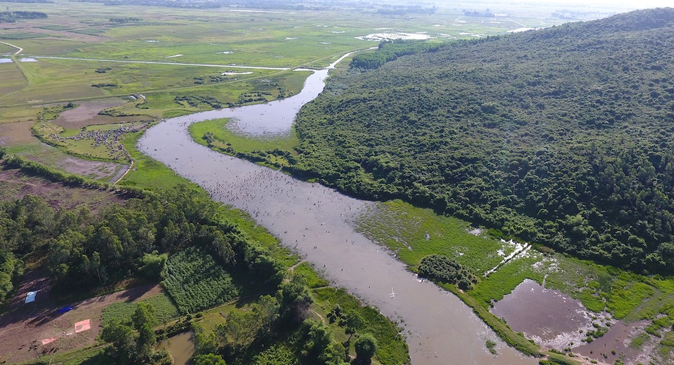 Hút hồn hình ảnh Lễ hội đánh cá Đồng Hoa - 10 Khu vực cánh Đồng Hoa nhìn từ trên cao.