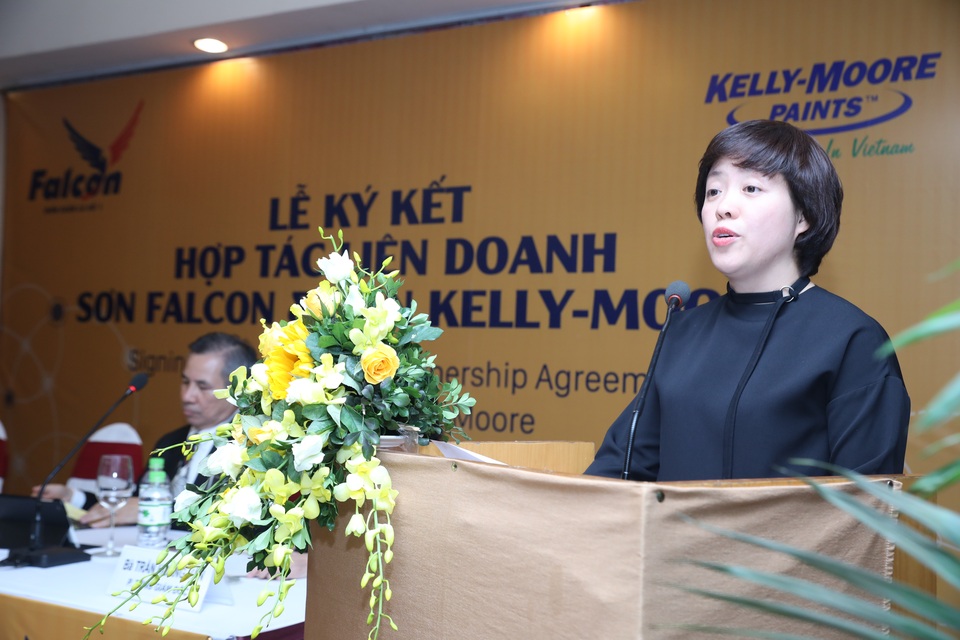Lễ ký kết hợp tác liên doanh giữa Công ty sơn Kelly-Moore và Công ty Sơn Falcon - 2 Lễ ký kết hợp tác liên doanh giữa Công ty sơn Kelly-Moore và Công ty Sơn Falcon - 2