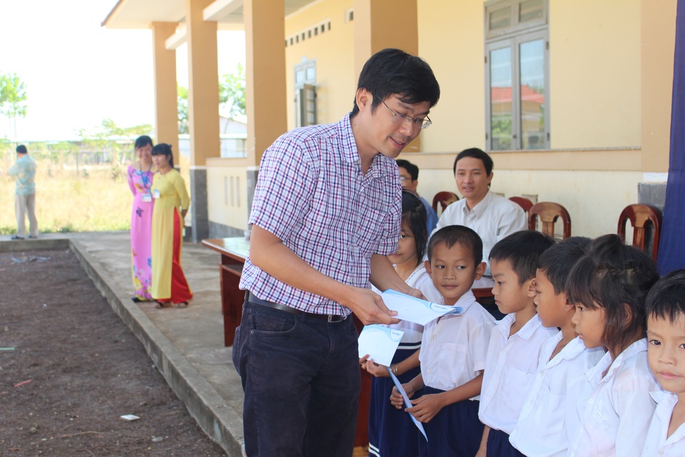 Intertour nhận bằng khen của UBND thành phố nhờ những đóng góp xuất sắc cho du lịch - 7
Công ty luôn dành sự quan tâm lớn đến các công tác xã hội.