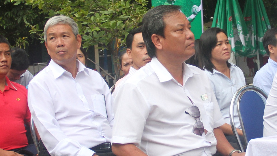 Cựu HLV Đoàn Minh Xương (thứ 2 từ phải sang) - ảnh: Trọng Vũ