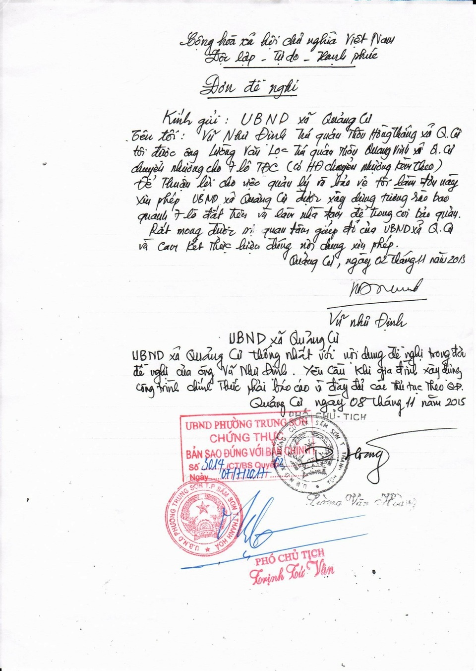 Thanh Hóa: Đồng ý chuyển nhượng đất rồi “cướp” cả đất lẫn tiền? - 2 Việc xây tường rào bao quanh mảnh đất mục đích bảo vệ, quản lý của gia đình ông Định đã được UBND phường Quảng Cư đồng ý