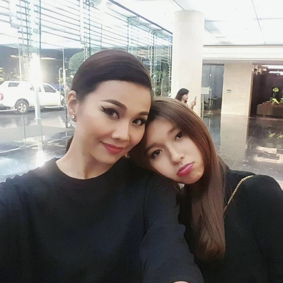 Thực hư chuyện tình đồng giới giữa siêu mẫu Thanh Hằng với Á quân The Face - 3 Thực hư chuyện tình đồng giới giữa siêu mẫu Thanh Hằng với Á quân The Face - 3