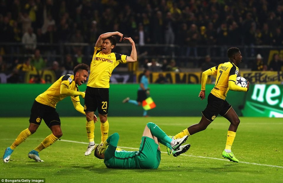 Dortmund 2-3 Monaco: “Thần đồng” Mbappe quá đáng sợ! - 2 Dù rất nỗ lực ở hiệp 2 nhưng Dortmund vẫn chịu thất bại với tỷ số 2-3