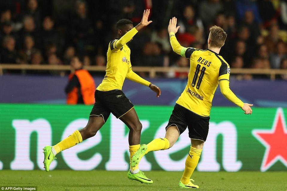 Mbappe, Falcao lập công, Monaco loại Dortmund khỏi Champions League - 2 Marco Reus ghi bàn danh dự cho Dortmund