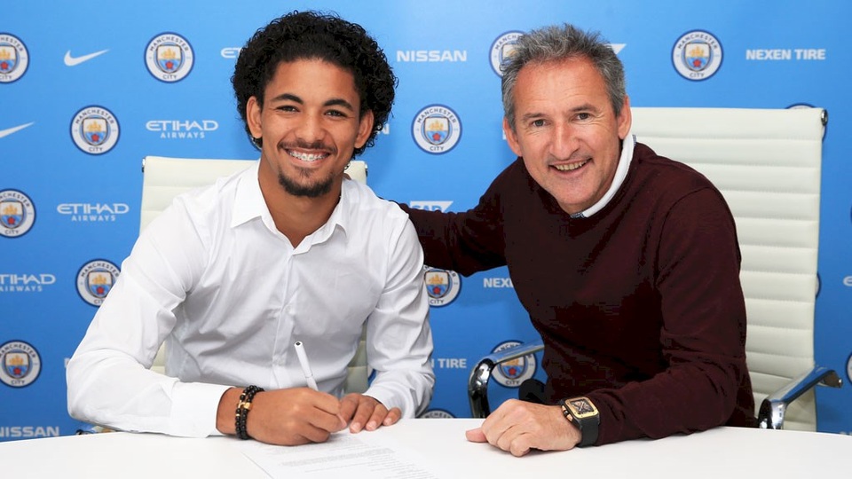 Nhật ký chuyển nhượng ngày 16/7: MU ép giá Real Madrid vụ De Gea - 2 Douglas Luiz chính thức ra mắt Man City
