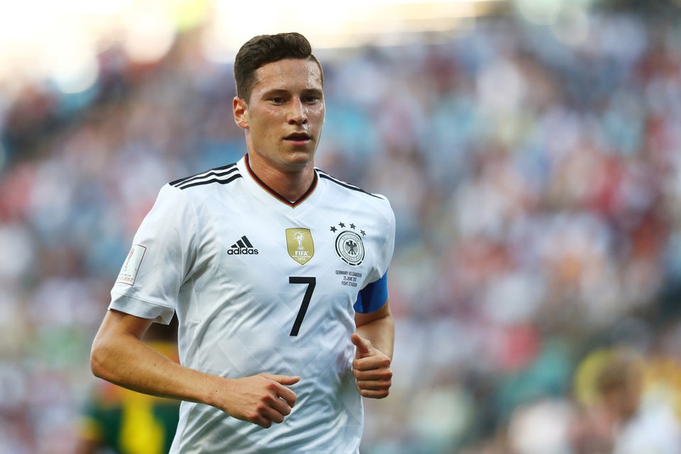 Đội hình tiêu biểu Confederations Cup 2017: An ủi C.Ronaldo - 2 Julian Draxler được chọn là Cầu thủ xuất sắc nhất giải đấu