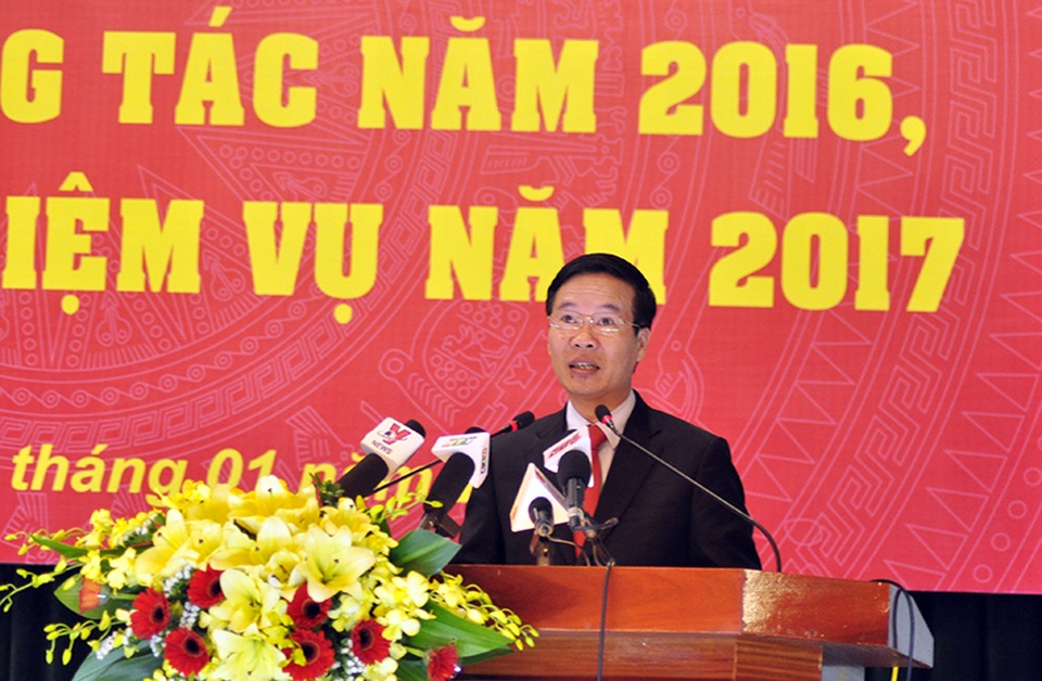 “Xử phạt báo chí rất đau lòng, nhưng cần thiết” - 1 
Ủy viên Bộ Chính trị, Trưởng ban Tuyên giáo Trung ương Võ Văn Thưởng phát biểu tại hội nghị