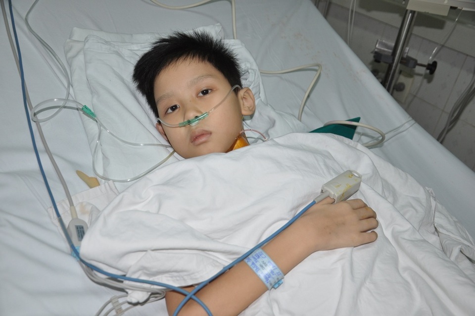 Tình cảnh nguy kịch của cậu bé 10 tuổi cần được ghép tim - 1 Phát hiện giãn cơ tim, suy tim giai đoạn cuối, tính mạng của cậu bé Đạt đang vô cùng nguy kịch và đếm ngược từng ngày.