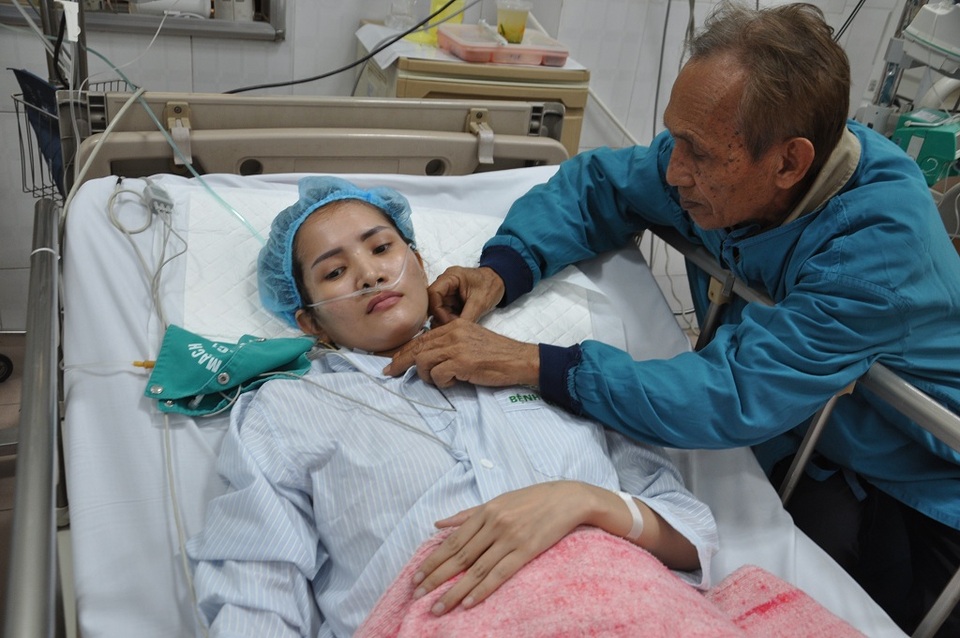 Rách động mạch chủ, sự sống cô gái trẻ mong manh như đèn trước gió - 6 Em phải được phẫu thuật thì mới mong cứu được mạng sống của mình.