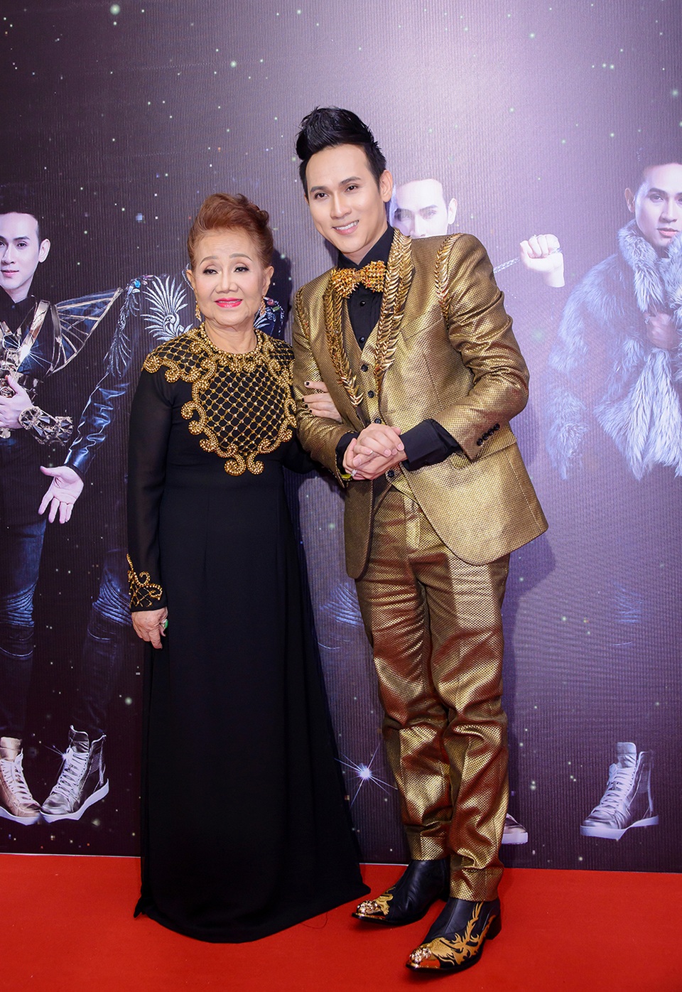 Phi Thanh Vân lộ diện 3 vòng to bất thường sau khi “nâng cấp” - 8 Trong chương trình lần này, Nguyên Vũ lần đầu tiên xuất hiện bên cạnh mẹ của mình.