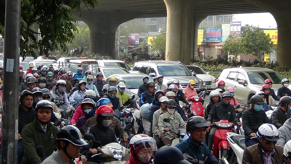 Ngày đầu đi làm sau Tết: Đường vành đai 3 ùn tắc nghiêm trọng - 2 Ngày đầu đi làm sau Tết: Đường vành đai 3 ùn tắc nghiêm trọng - 2