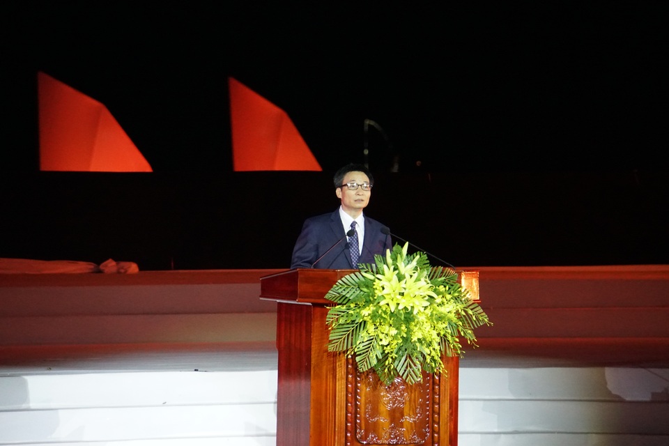 Khai mạc Festival Di sản Quảng Nam lần thứ VI 2017 - 1 Phó Thủ tướng Vũ Đức Đam phát biểu tại lễ khai mạc