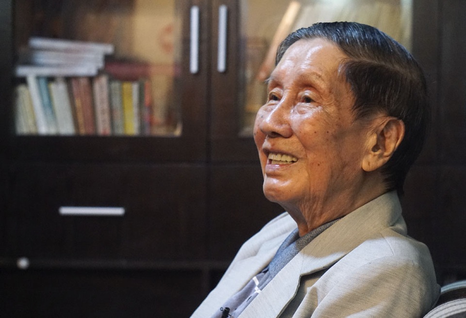 Nhạc sĩ Phạm Tuyên: “Tôi không phải người chép sử bằng âm nhạc” - 1 Nhạc sĩ Phạm Tuyên nhớ lại những năm tháng kháng chiến, những xúc cảm tạo nên những ca khúc vượt thời gian...