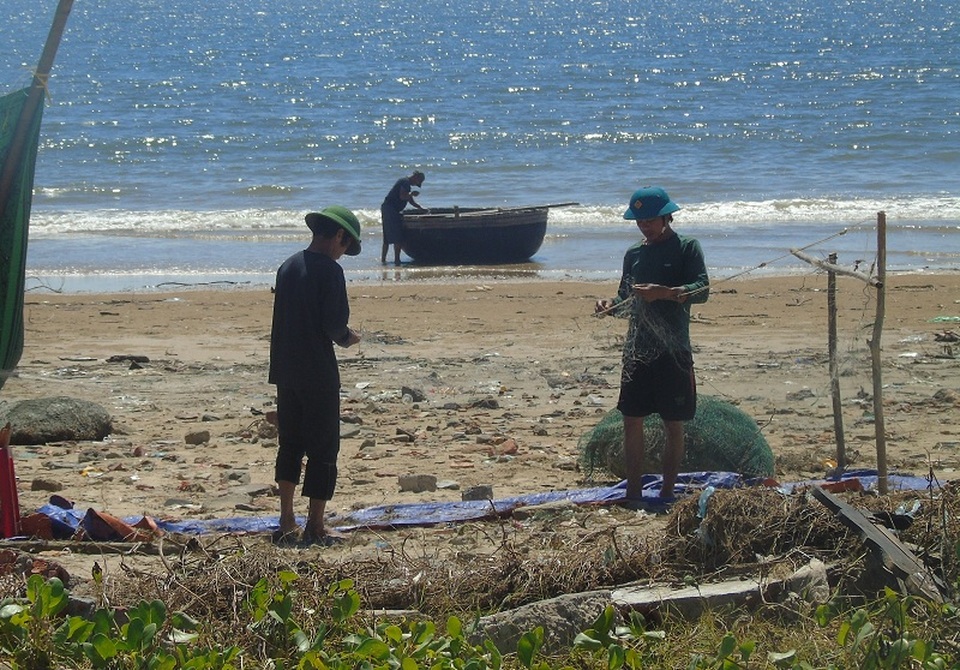 Lượm những gì còn sót lại để vực dậy... - 10