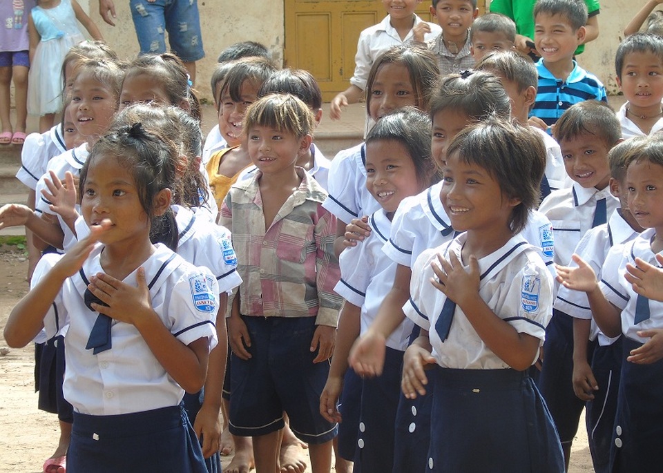 Ấm áp đêm hội trăng rằm nơi vùng cao biên giới - 1 Các em học sinh Trường tiểu học Bãi Dinh, xã Dân Hóa, Minh Hóa