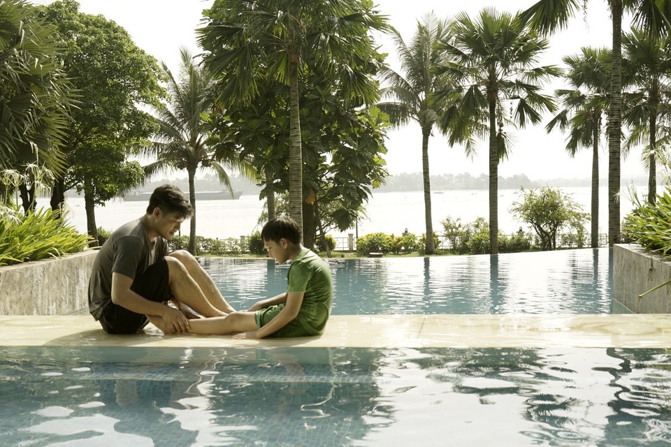 Diễn viên Quý Bình “trầy trật” khi vào vai ông bố đơn thân - 2 Ông bố Tùng Nhân phải nuôi con một mình sau khi hôn nhân đầu tan vỡ.