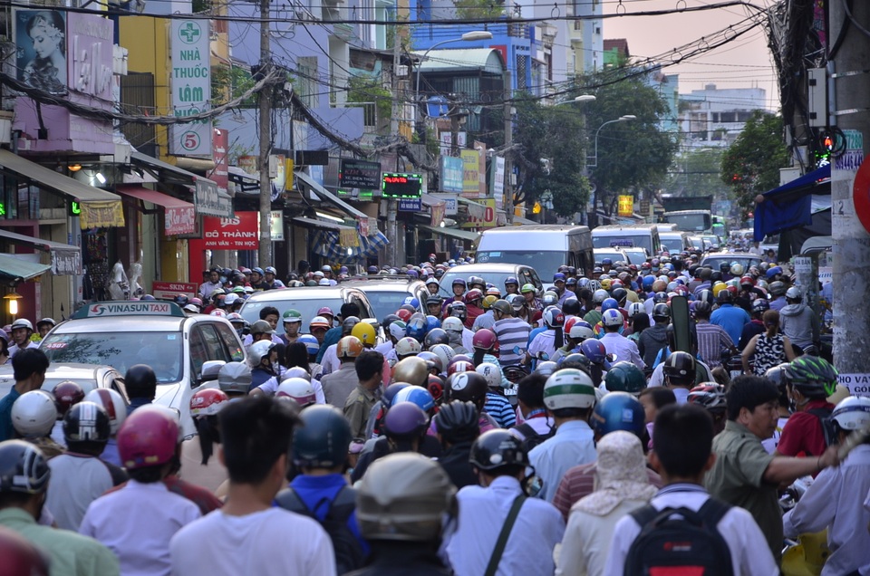 Kẹt xe trầm trọng khu vực cầu Nhị Thiên Đường - 2 Cảnh kẹt xe khủng khiếp quanh cầu Nhị Thiên Đường vào khung giờ cao điểm